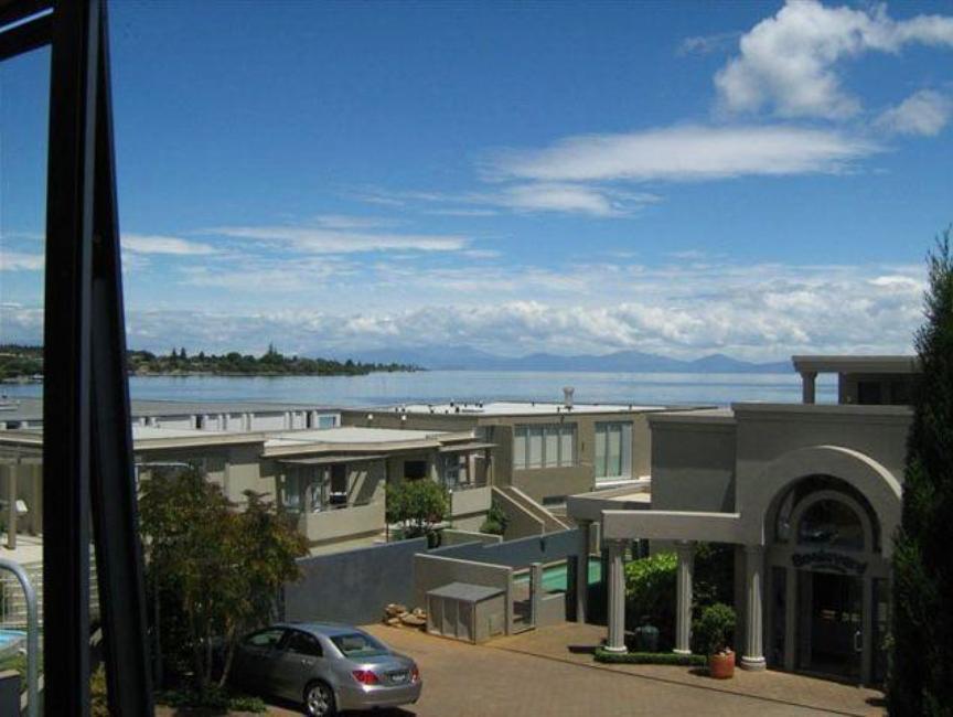 The Cove Motel Taupo Exterior photo